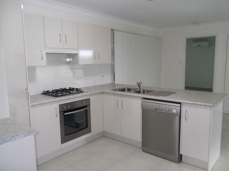 69 Victoria Street, Gracemere QLD 4702