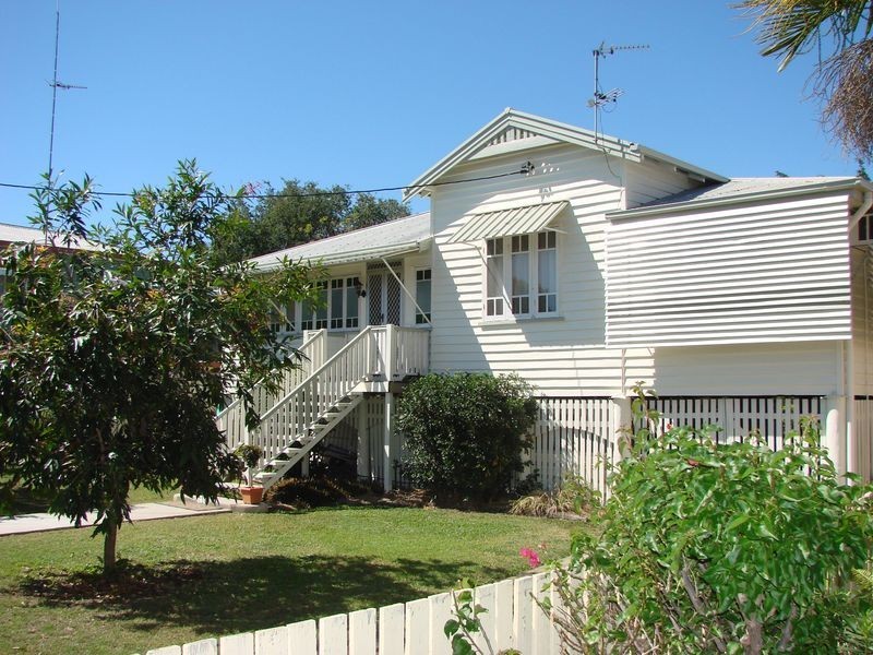 25 Bank Street, Park Avenue QLD 4701