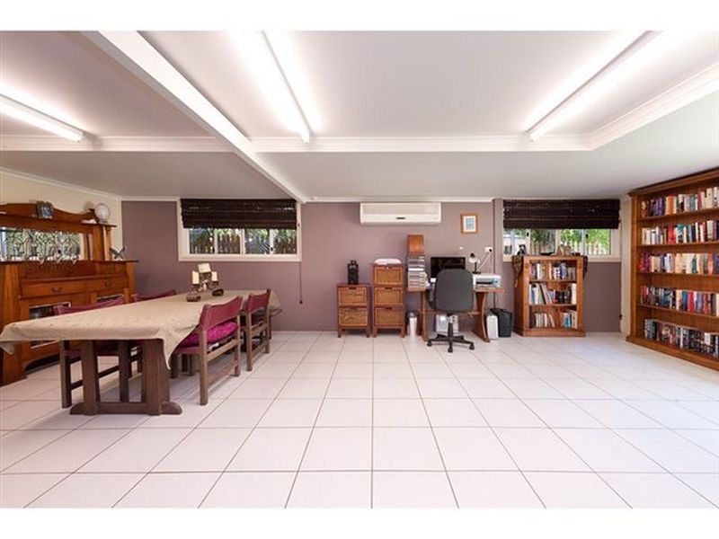 25 Separation Street, Allenstown QLD 4700