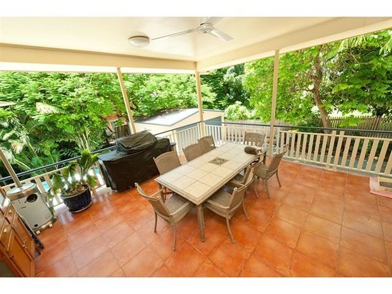 25 Separation Street, Allenstown QLD 4700