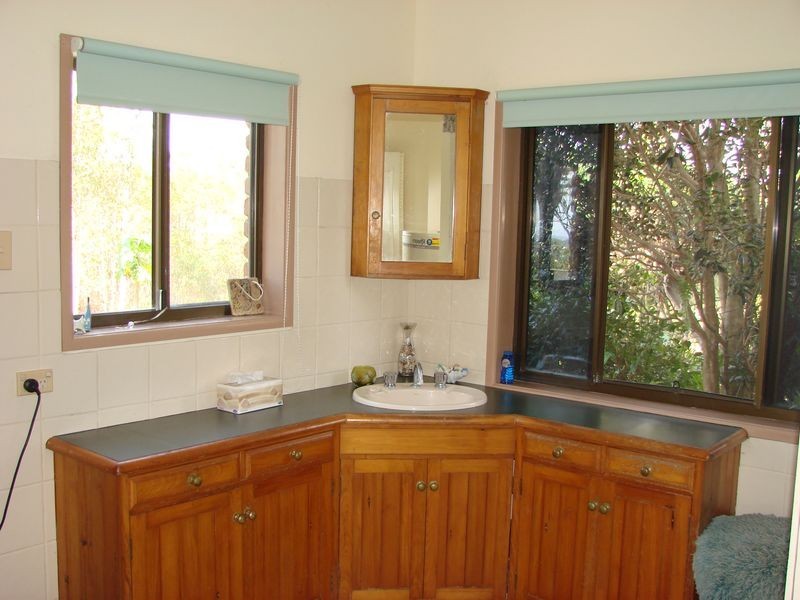87 Bells Road, Ambrose QLD 4702