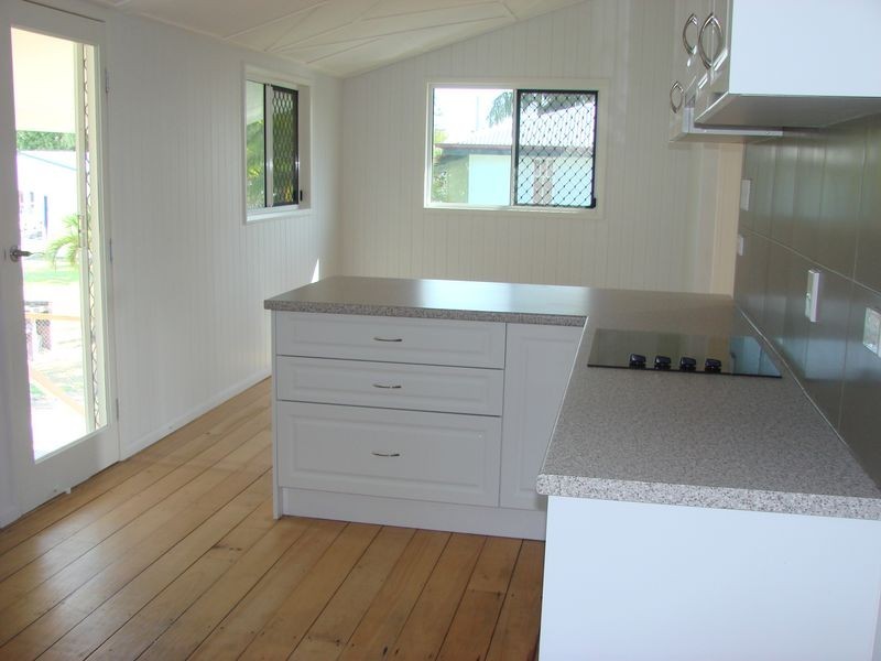 28 Thackeray Street, Park Avenue QLD 4701