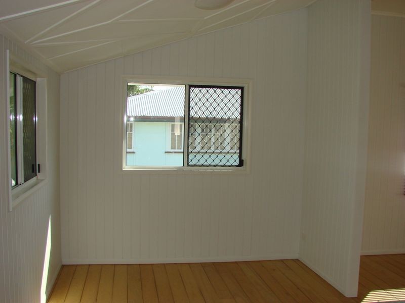 28 Thackeray Street, Park Avenue QLD 4701