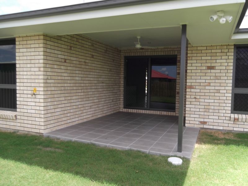34 Riley Drive, Gracemere QLD 4702