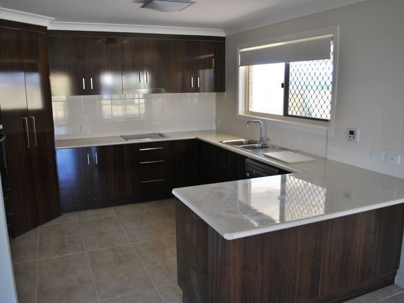 35 Burke And Wills Drive, Gracemere QLD 4702