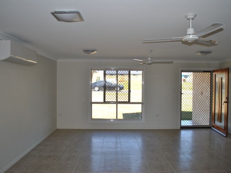 35 Burke And Wills Drive, Gracemere QLD 4702