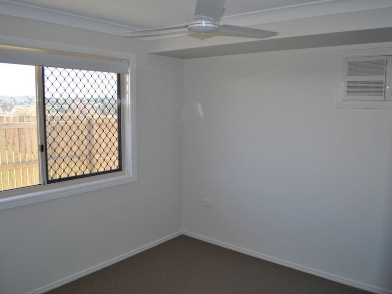 35 Burke And Wills Drive, Gracemere QLD 4702