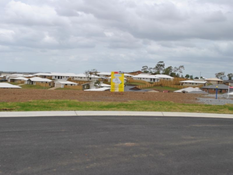 215 Tasman Court, Gracemere QLD 4702