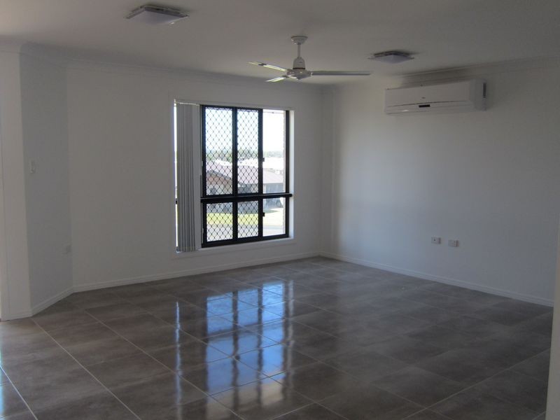 34 Burke & Wills Drive, Gracemere QLD 4702