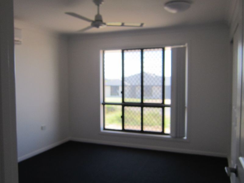 34 Burke & Wills Drive, Gracemere QLD 4702