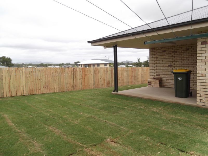 4 Perkins Street, Gracemere QLD 4702