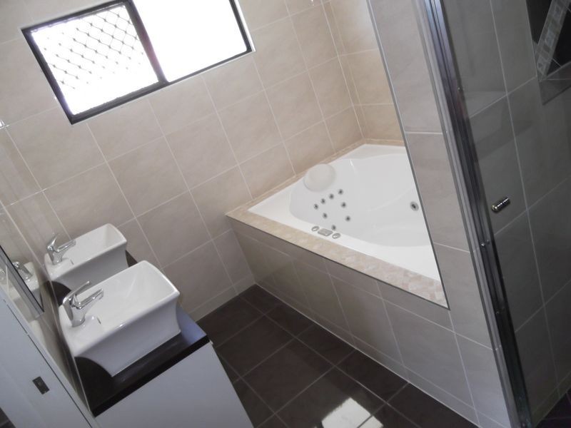 593 Ibis Avenue, Kawana QLD 4701