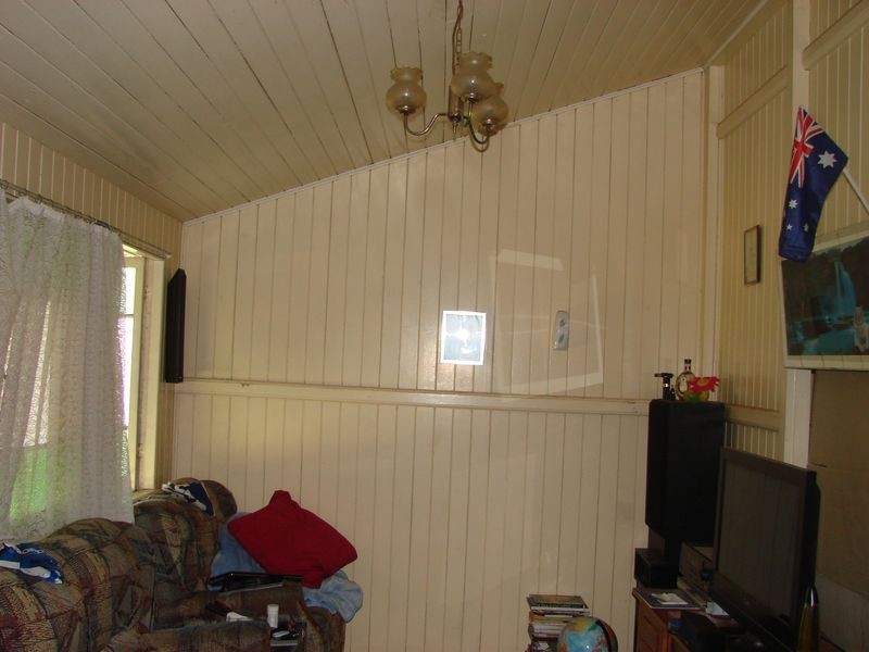 11 Edward Street, Berserker QLD 4701
