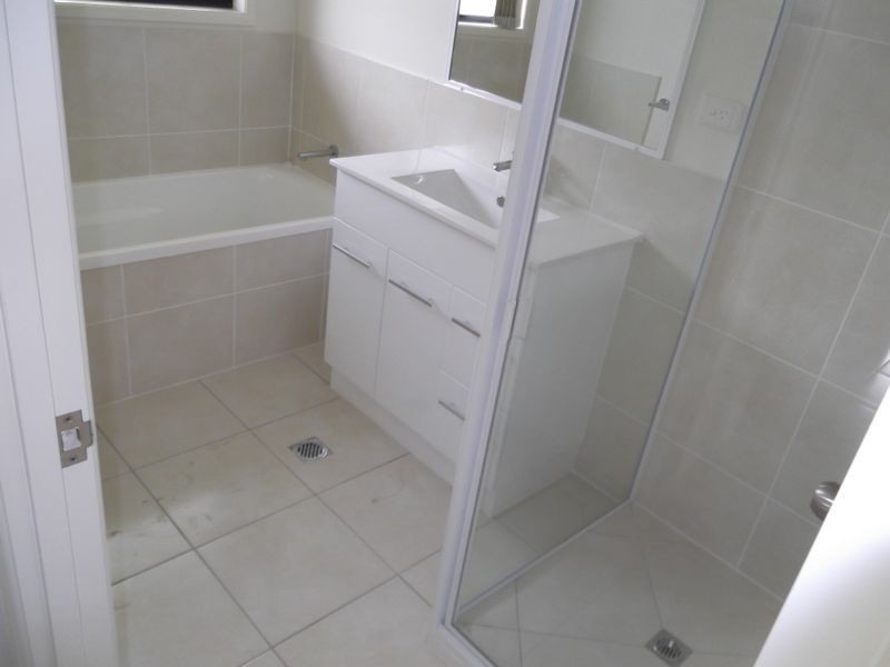 33 Leichardt Drive, Gracemere QLD 4702