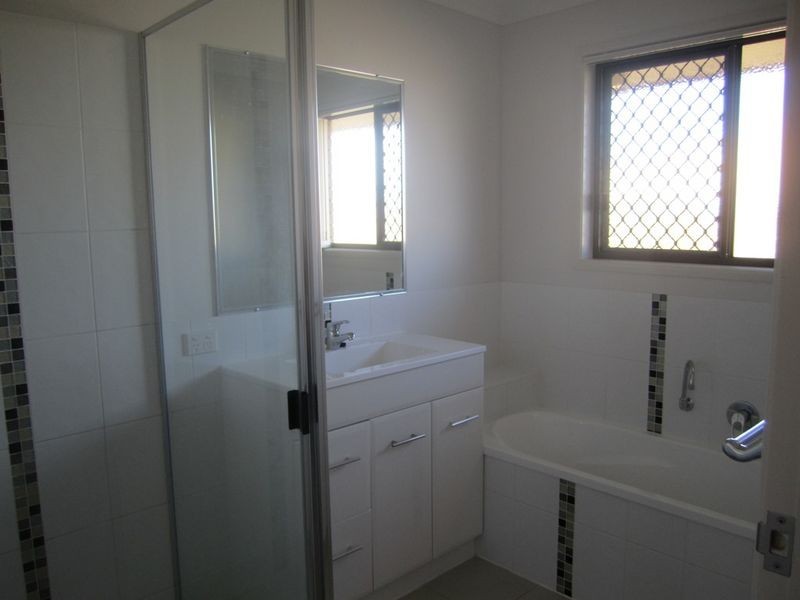 14 Justin Street, Gracemere QLD 4702