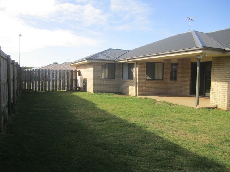14 Justin Street, Gracemere QLD 4702