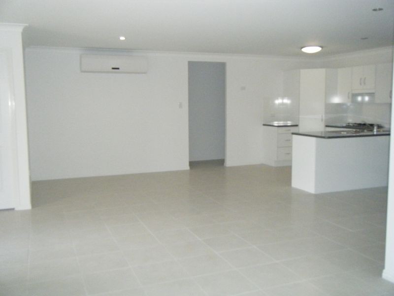 27 Audrey Drive, Gracemere QLD 4702