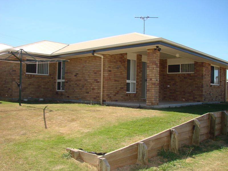 54 Lucas Street, Gracemere QLD 4702