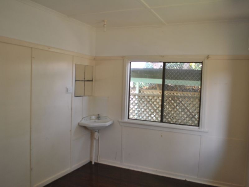 209 Berserker Street, Berserker QLD 4701