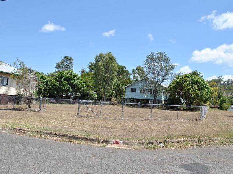 121 Connor Street, Koongal QLD 4701