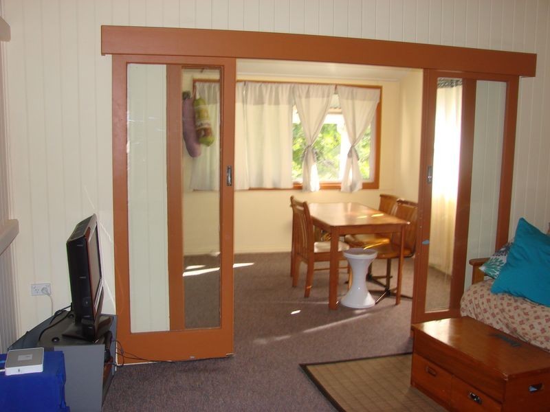 72 Charles Street, Berserker QLD 4701