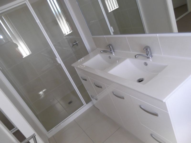 12 Boatwright Ave, Gracemere QLD 4702