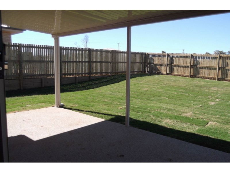 7 Justin Street, Gracemere QLD 4702