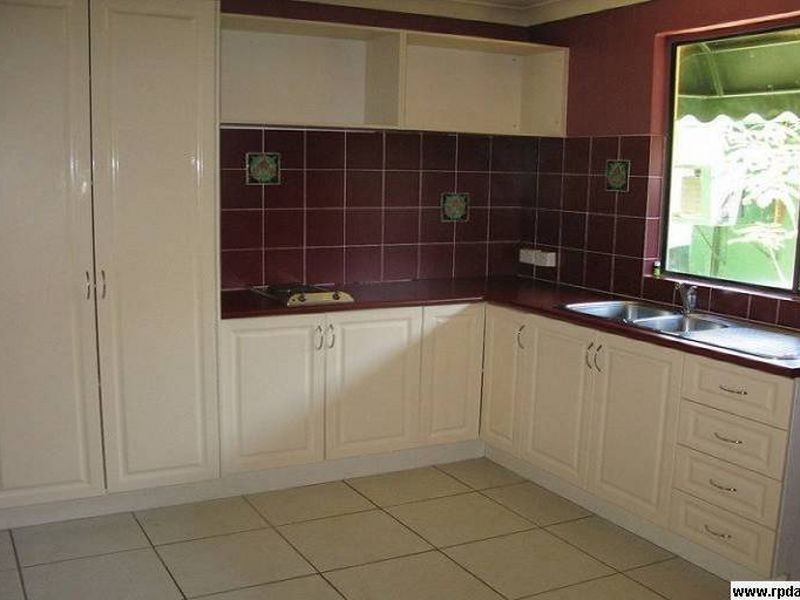 38-40 Brown Street, Berserker QLD 4701