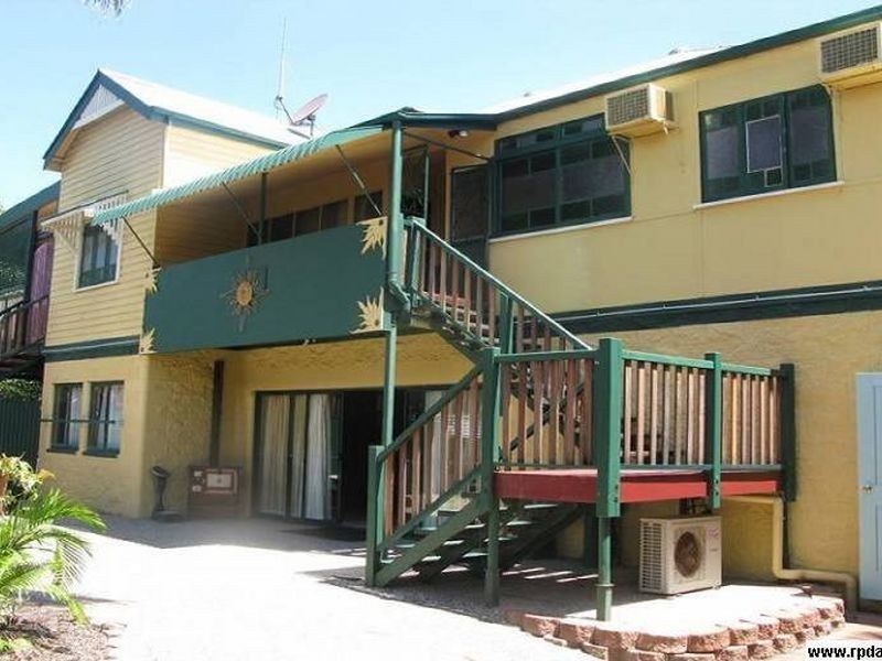 38-40 Brown Street, Berserker QLD 4701