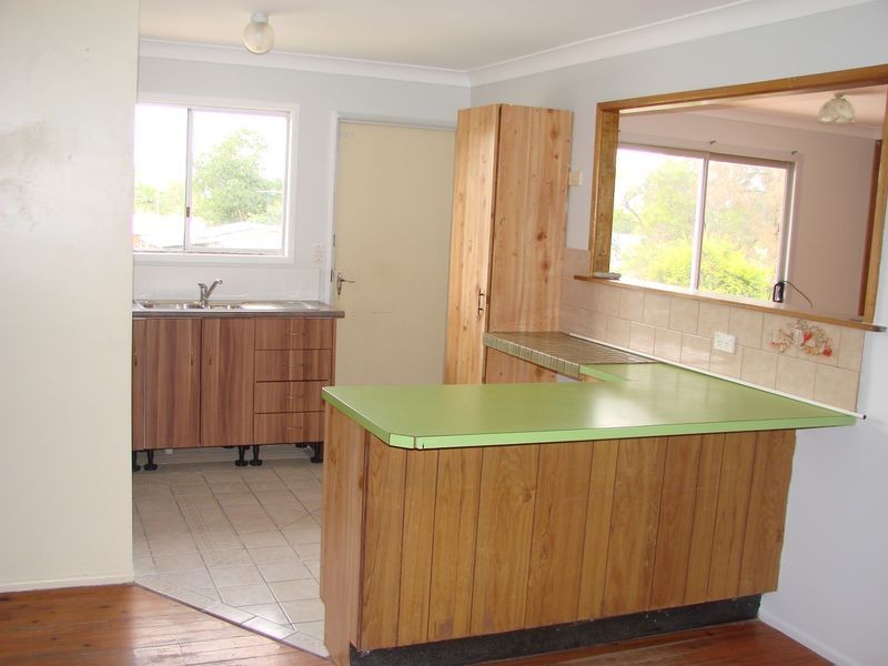 4 Cassar Street, Gracemere QLD 4702