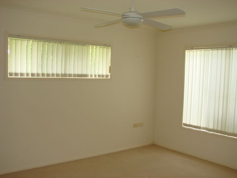 2/90 Livingstone Street, Berserker QLD 4701