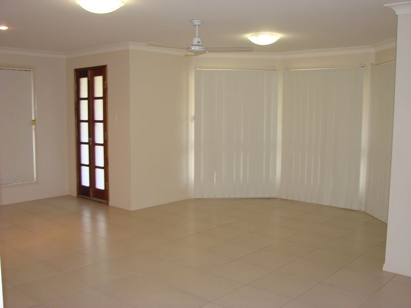 6 Annie Close, Gracemere QLD 4702