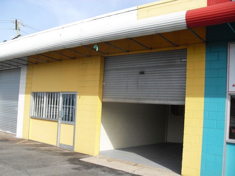 Shop 2/26 Knight Street, Rockhampton QLD 4700