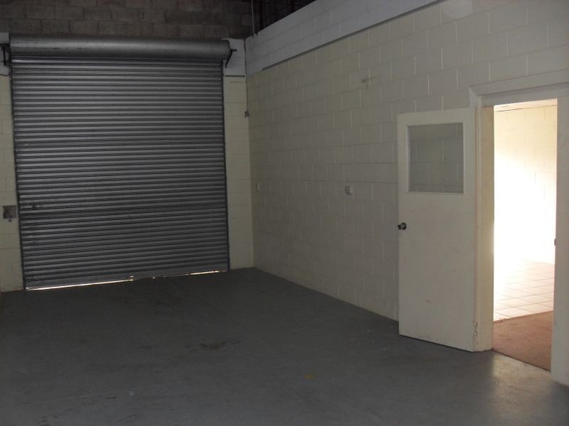 Shop 2/26 Knight Street, Rockhampton QLD 4700