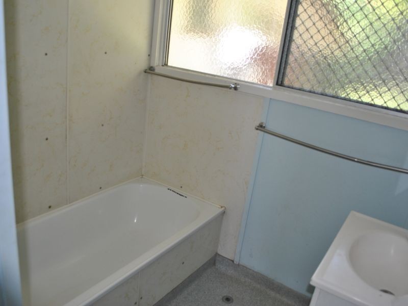 3 Wambool Street, Allenstown QLD 4700