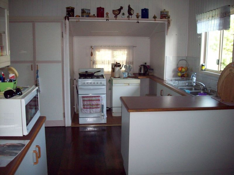 152 Glenmore Road, Park Avenue QLD 4701