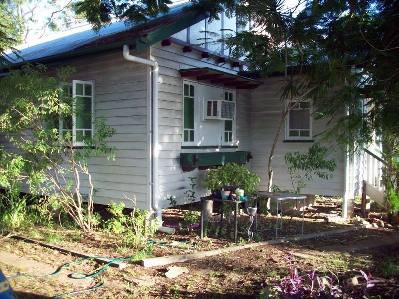 152 Glenmore Road, Park Avenue QLD 4701