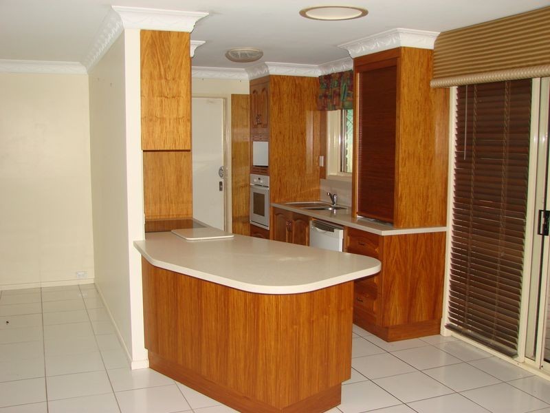 42 Davison Street, Gracemere QLD 4702