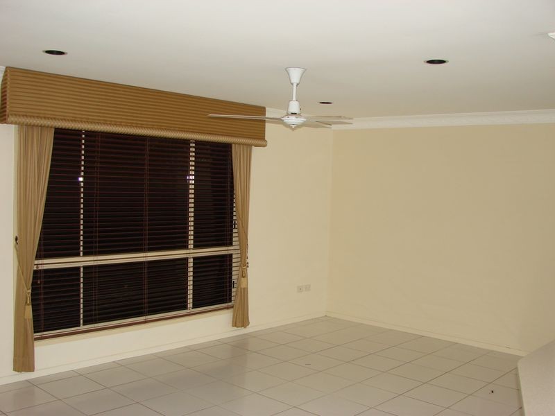 42 Davison Street, Gracemere QLD 4702