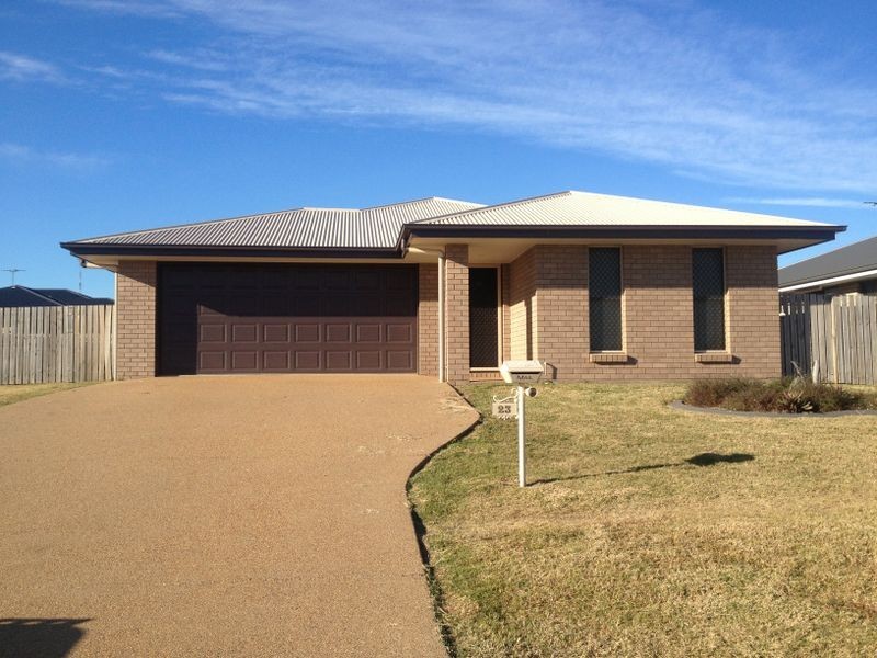 23 Cherryfield Road, Gracemere QLD 4702