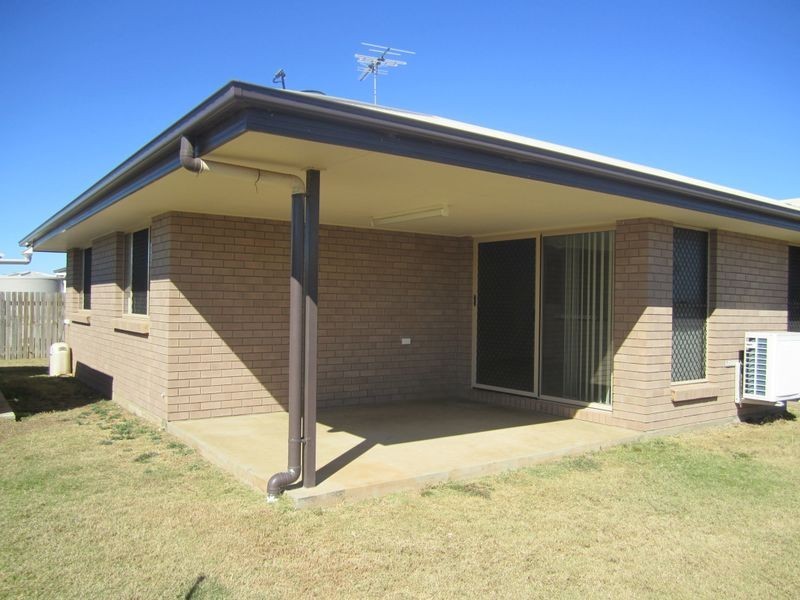 23 Cherryfield Road, Gracemere QLD 4702