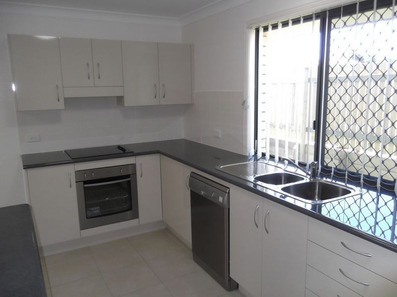 19 Jamieson Street, Gracemere QLD 4702