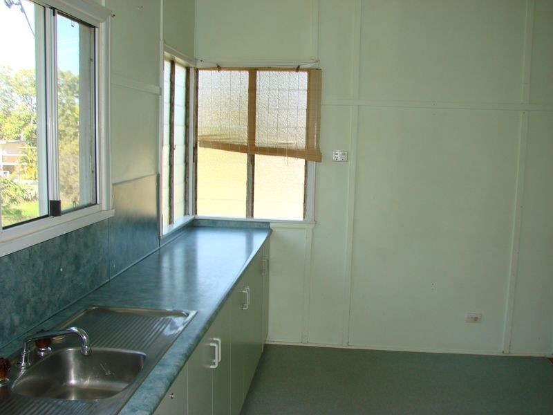 345 Rhodes Street, Koongal QLD 4701