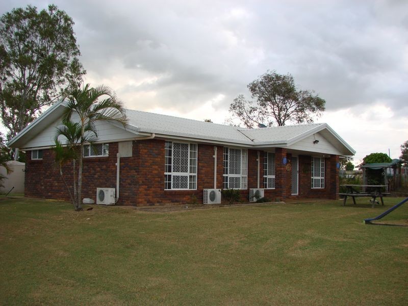 30 West Street, Gracemere QLD 4702