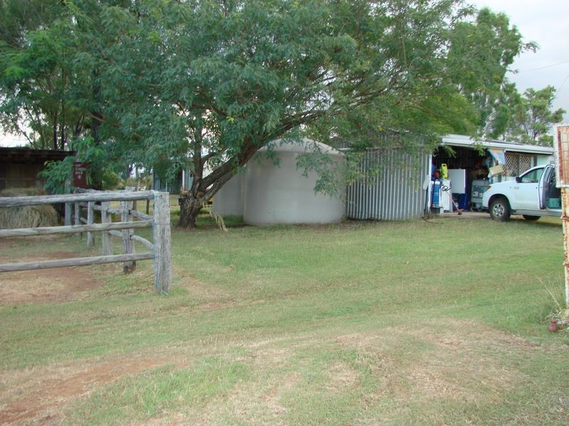30 West Street, Gracemere QLD 4702