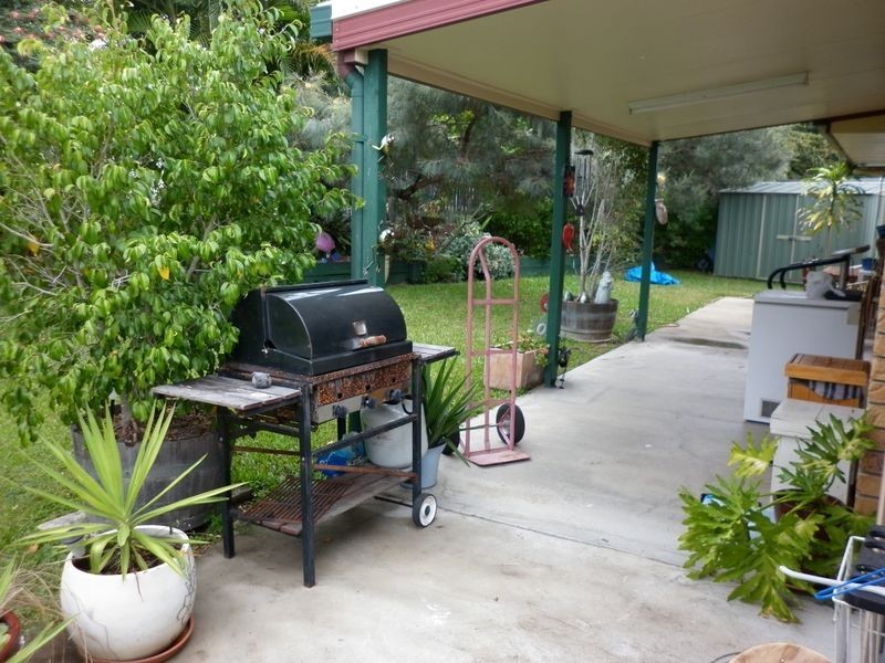 1 Van Haeren Street, Kawana QLD 4701