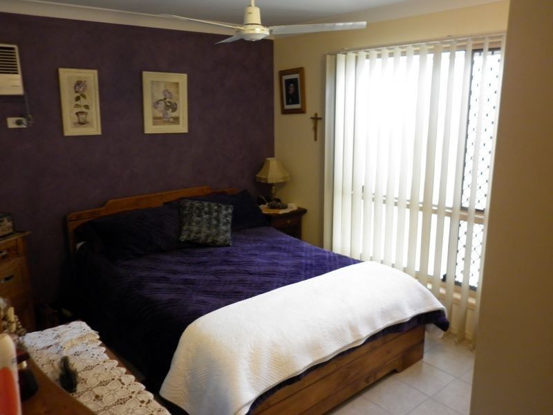 1 Van Haeren Street, Kawana QLD 4701