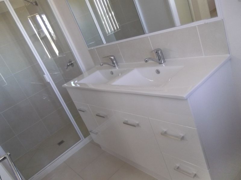 26 Owen Avenue, Gracemere QLD 4702