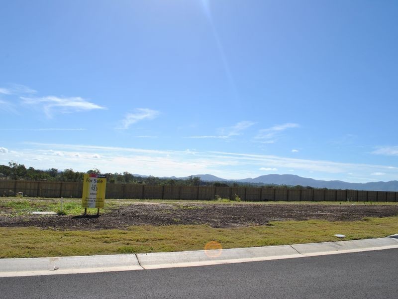 123/ Leichhardt Drive, Gracemere QLD 4702