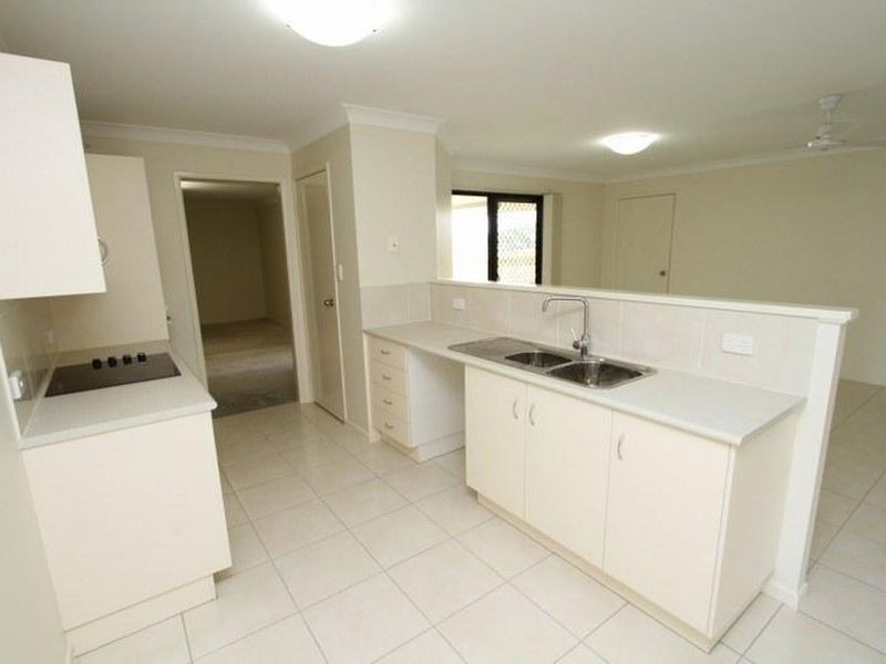 33 Leichardt Drive, Gracemere QLD 4702